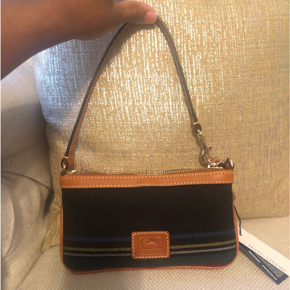 NWT Dooney & Bourke Wristlet